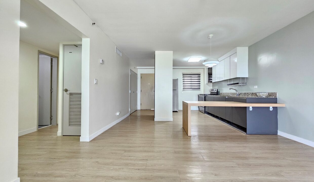 2BR Living Room Unfurnished (2)