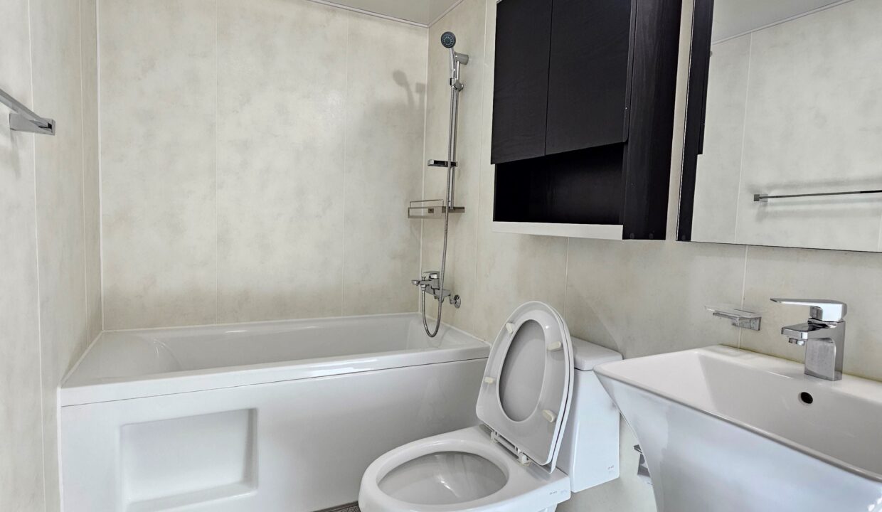 2BR Master Bathroom 2